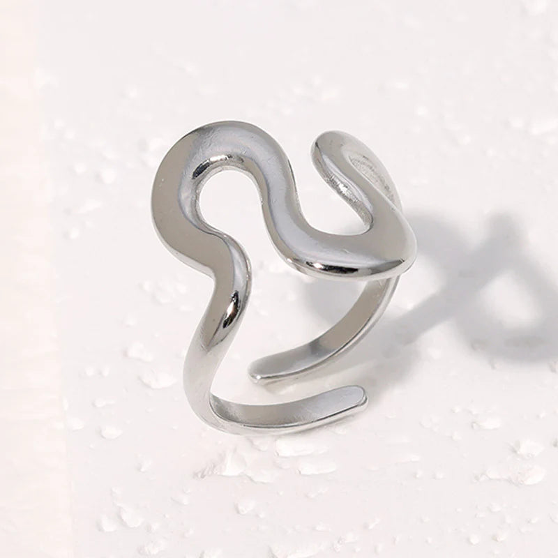 Anillo abierto rayas minimalistas