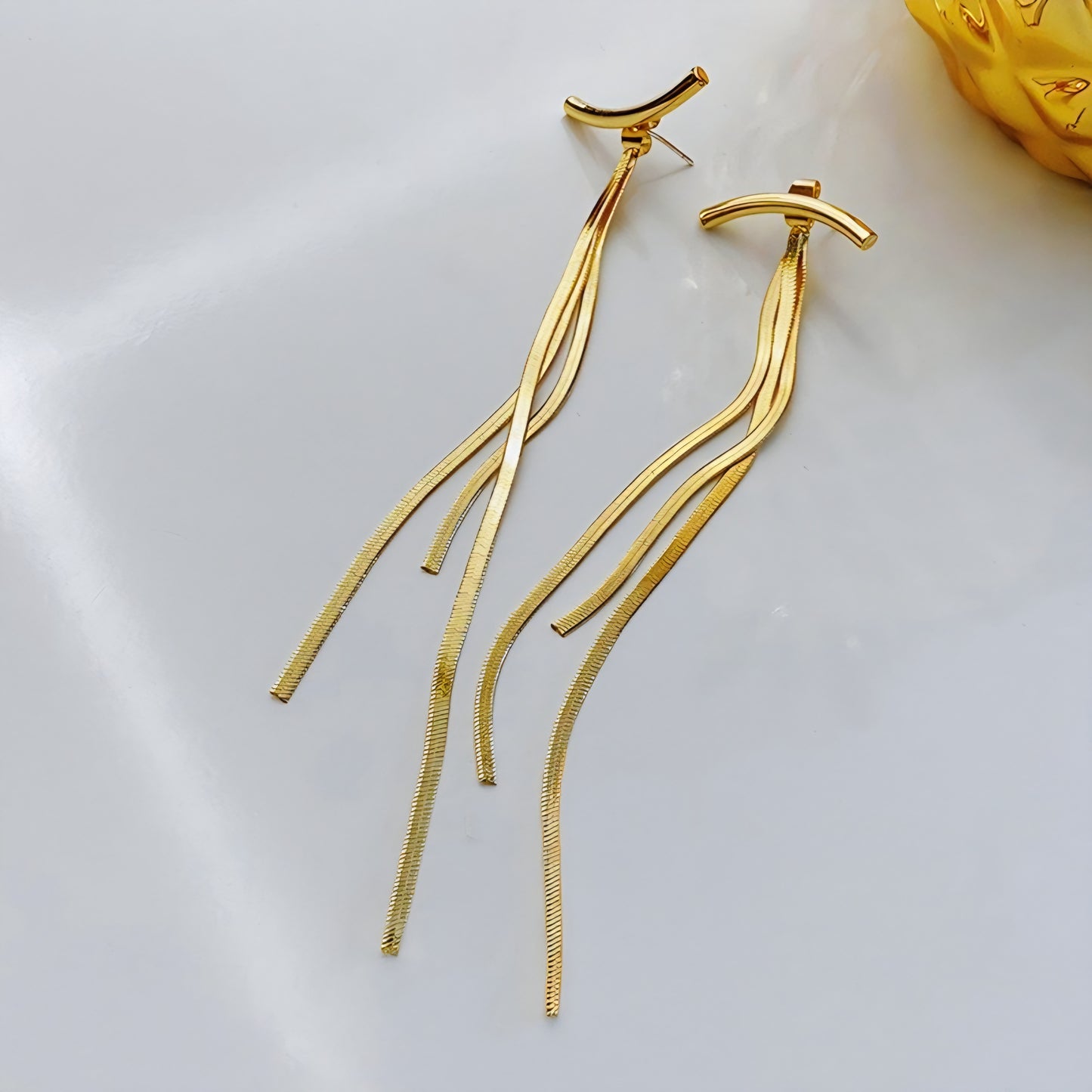 Pendientes largos con borla