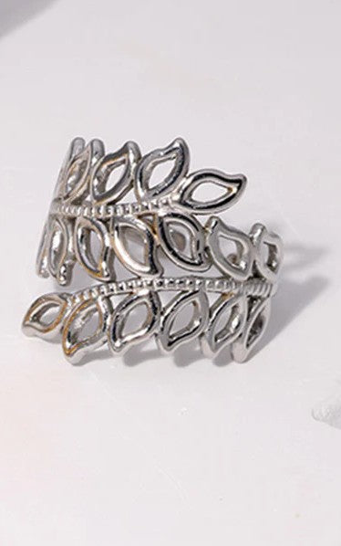 Anillos de acero inoxidable  con hojas minimalistas