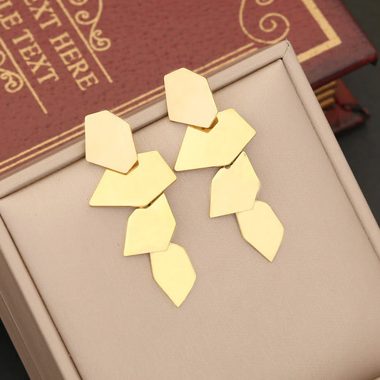 Pendientes de botón, acero inoxidable galvanizado con diseño de hoja expresiva