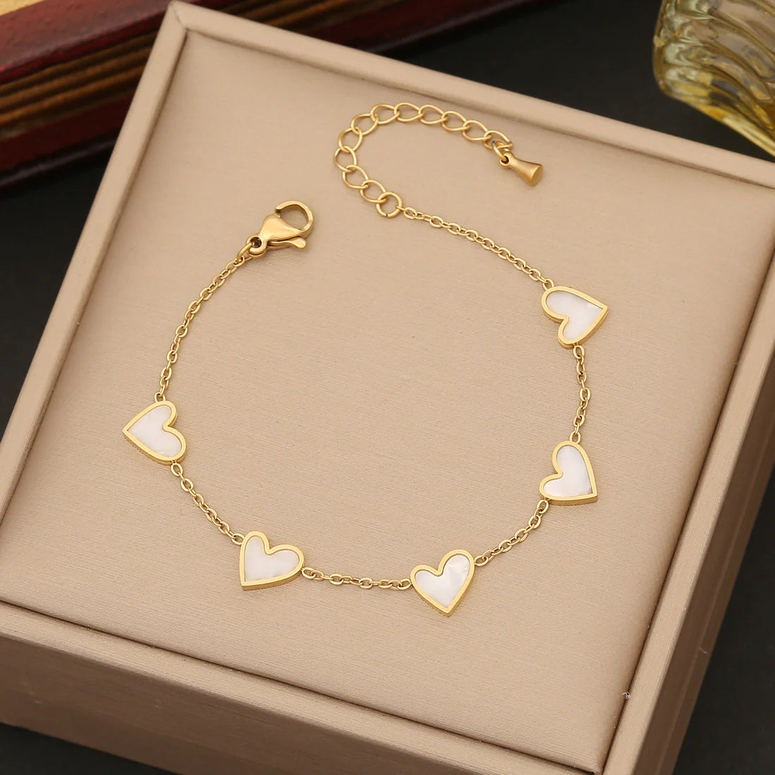 Pulsera Acero inoxidable dorada corazón