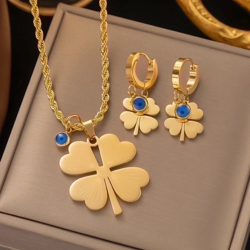 Conjunto de Collar y Pendientes Acero Titanio De Flor Retro